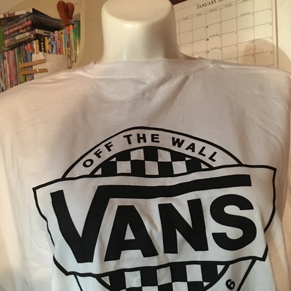 🏈🏈NWT Size 2x Men’s New Never Worn Vans T-Shirt - Picture 3 of 5